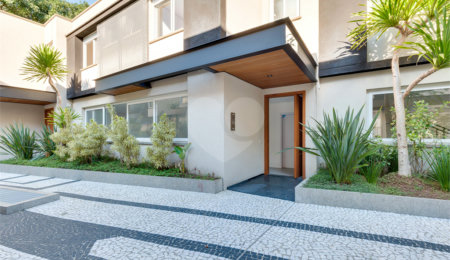 Casa à venda com 4 suítes no condomínio Vila Arese, São Paulo - SP