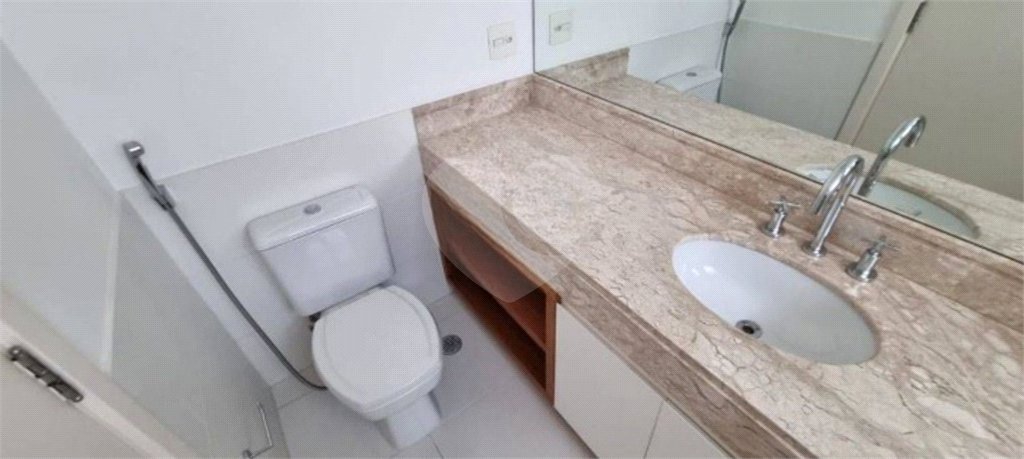 Apartamento à venda com 3 suítes em Vila Mariana, São Paulo, SP