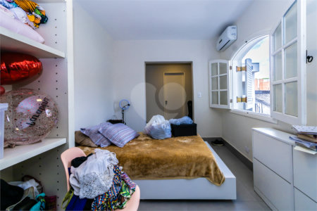 Casa à venda com 3 quartos, sendo 1 suíte, em Brooklin Paulista, São Paulo, SP