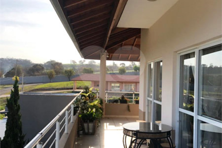Casa à venda com 5 quartos, sendo 2 suítes, no condomínio Terras de Santa Izabel, Salto - SP