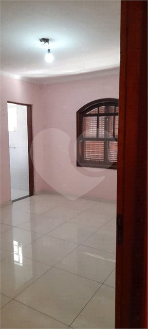 Sobrado à venda com 6 quartos, sendo 3 suítes, em Vila Divina Pastora, São Paulo, SP