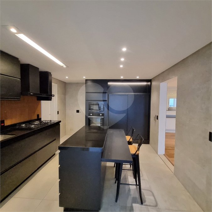 Apartamento à venda com 3 suítes em Santana, São Paulo, SP