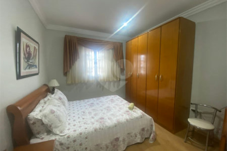Casa à venda com 3 suítes em Vila Carrão, São Paulo, SP