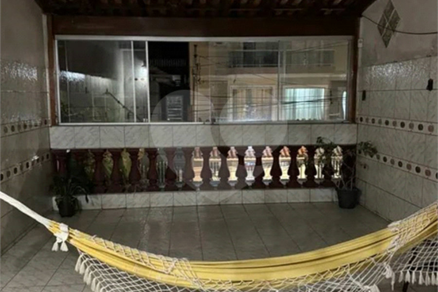 Sobrado à venda com 3 quartos, sendo 1 suíte, em Parque Edu Chaves, São Paulo, SP