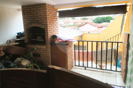 Sobrado à venda com 3 suítes em Jardim Londrina, São Paulo, SP