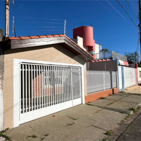 Casa à venda com 3 quartos, sendo 1 suíte, em Jardim Itália, Itapetininga, SP