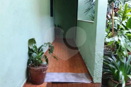 Casa de Vila à venda com 3 quartos em Jardim São Roque, São Paulo, SP