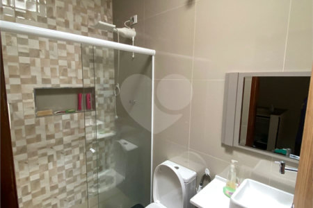 Casa à venda com 3 quartos em Vila Oliveira, Mogi das Cruzes, SP