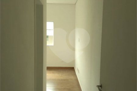 Casa à venda com 4 suítes no condomínio Saint Thomás Rua Uruana,9, Carapicuíba - SP