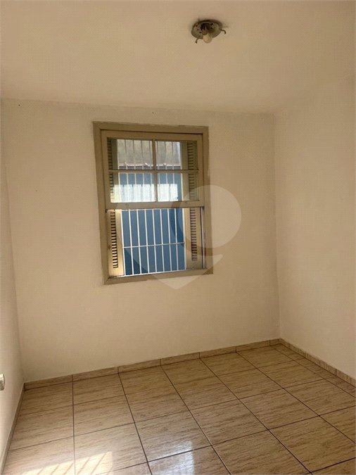 Sobrado à venda com 5 quartos em Bela Vista, Osasco, SP