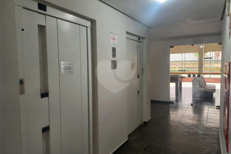 Apartamento à venda com 2 quartos em Vila São Paulo, São Paulo, SP