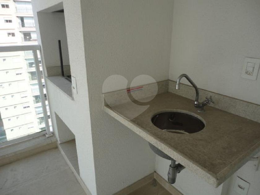 Apartamento à venda com 3 suítes em Campo Belo, São Paulo, SP