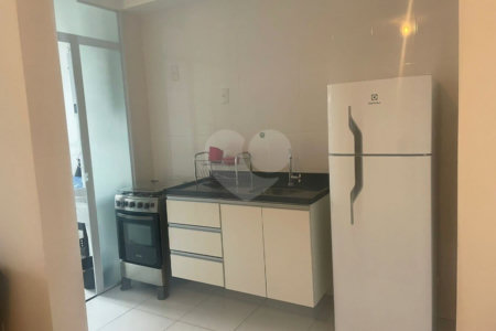 Apartamento à venda com 2 quartos, sendo 1 suíte, em Parque São Jorge, São Paulo, SP