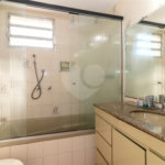 Apartamento à venda com 2 quartos em Moema, São Paulo, SP