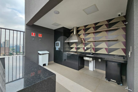 Apartamento à venda ou para alugar com 1 quarto em Pinheiros, São Paulo, SP