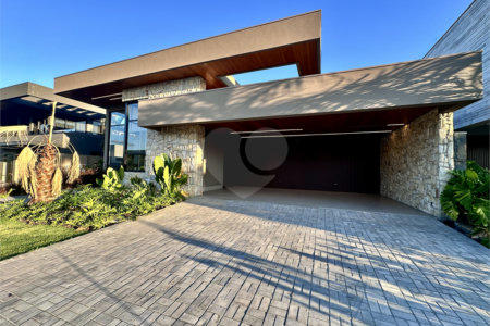 Casa à venda com 4 suítes no condomínio Supremo Itália, Cuiabá - MT