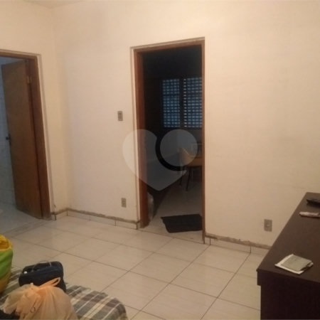 Sobrado à venda com 3 quartos, sendo 1 suíte, em Jardim Maria Antônia Prado, Sorocaba, SP