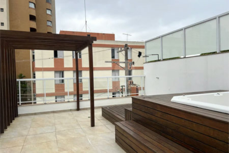 Casa à venda com 3 suítes em Santana, São Paulo, SP