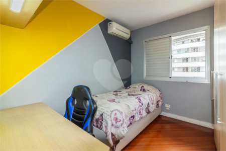 Apartamento à venda com 3 quartos, sendo 1 suíte, em Cambuci, São Paulo, SP