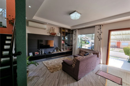 Casa à venda com 3 suítes no condomínio Horto Florestal I, Sorocaba - SP