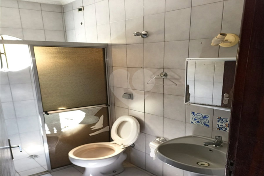 Sobrado à venda com 4 quartos, sendo 1 suíte, em Vila Nova Mazzei, São Paulo, SP