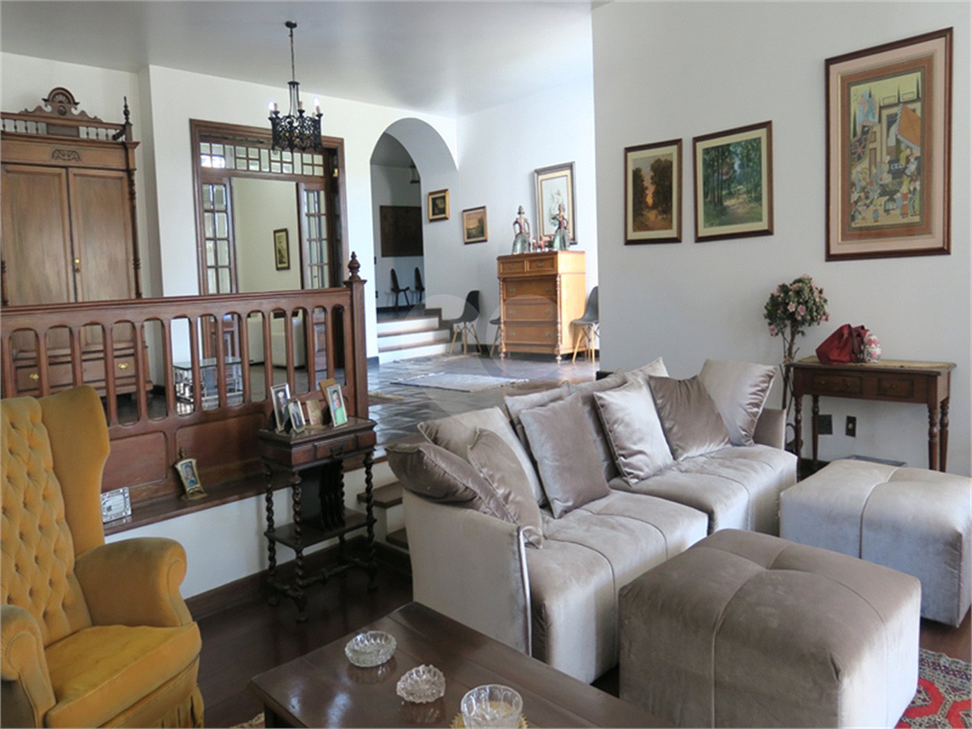 Casa à venda com 5 quartos, sendo 1 suíte, em Jardim Guedala, São Paulo, SP