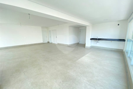 Apartamento à venda com 4 suítes em Santana, São Paulo, SP