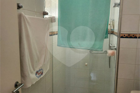 Apartamento à venda com 3 quartos, sendo 1 suíte,  em Vila Monumento, São Paulo, SP