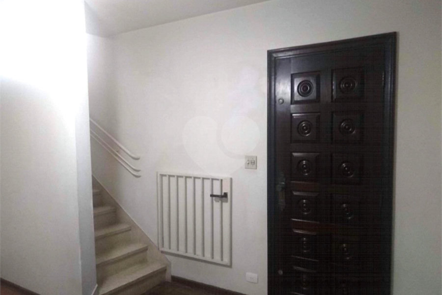 Sobrado à venda com 3 quartos no Brasilândia, São Paulo, SP