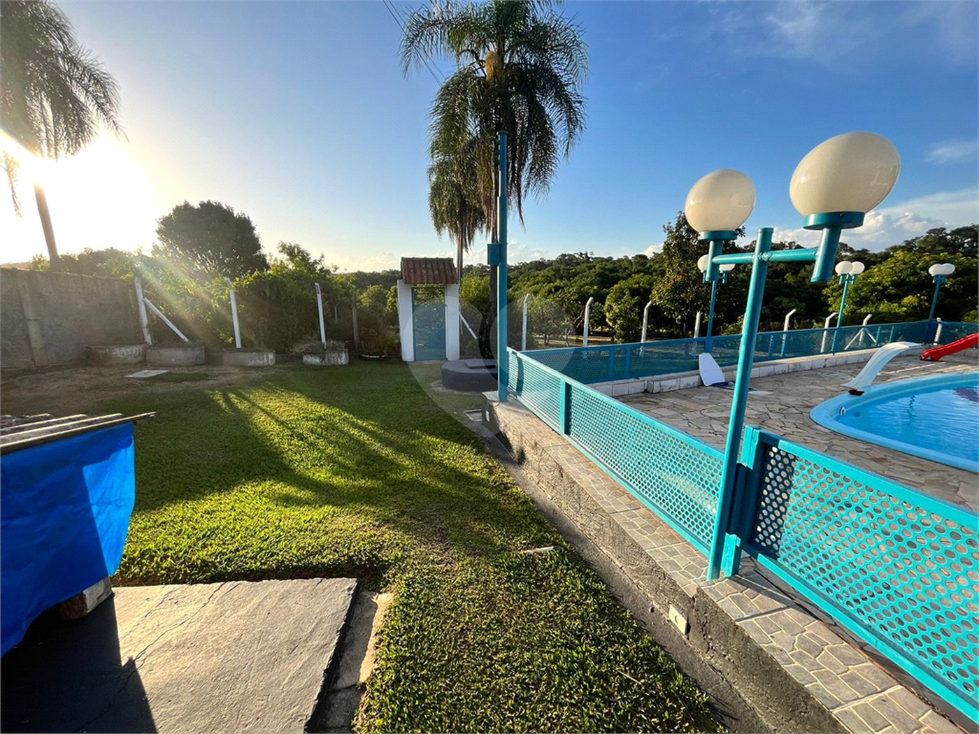 Chácara à venda com 6 quartos, sendo 1 suíte,  em Cercadinho, Alambari, SP