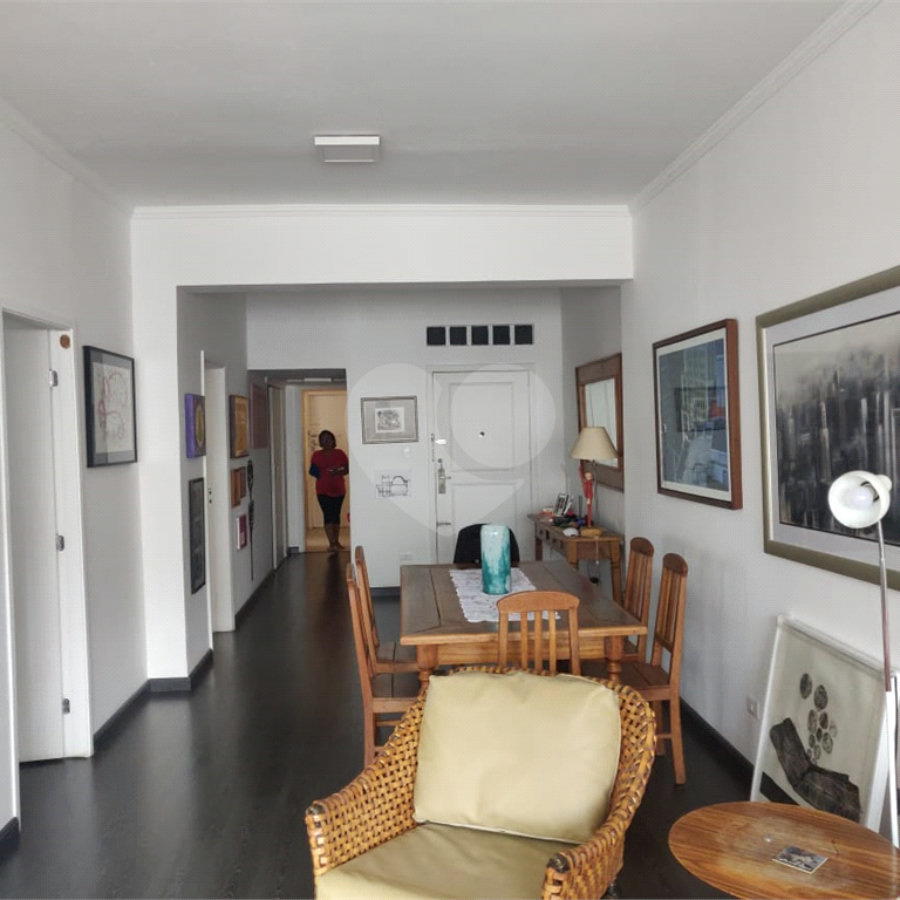 Apartamento à venda com 3 quartos, sendo 2 suítes, em Jardim Paulista, São Paulo, SP