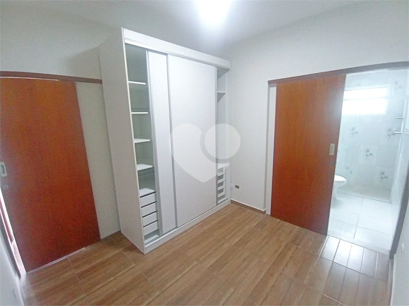 Casa de Vila à venda com 3 suítes em João Xxiii, Vinhedo, SP