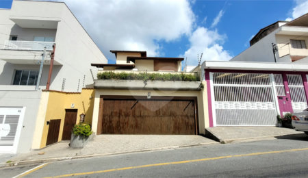 Sobrado à venda com 3 suítes no Centro, Osasco, SP