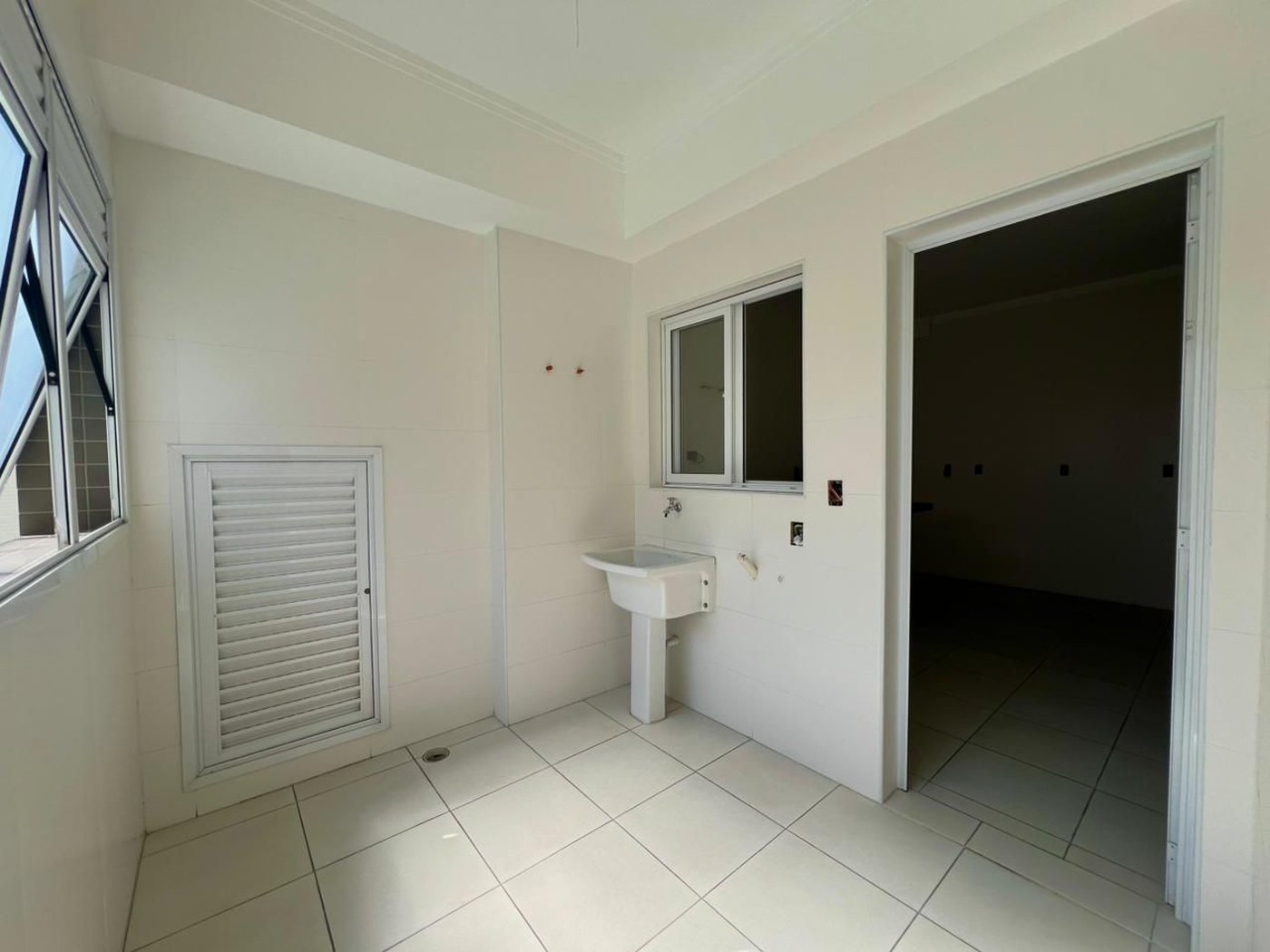 Apartamento com 2 dormitórios à venda, 128 m² por R$ 1.600.000,00 - Boqueirão - Santos/SP