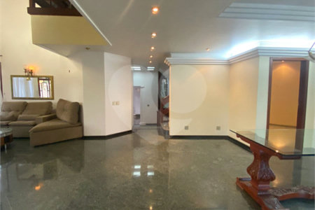 Casa à venda com 3 quartos, sendo 4 suítes,  no condomínio Estância Marambaia, Vinhedo - SP