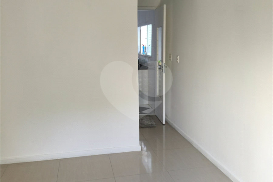 Casa à venda com 2 suítes em Santana, São Paulo, SP