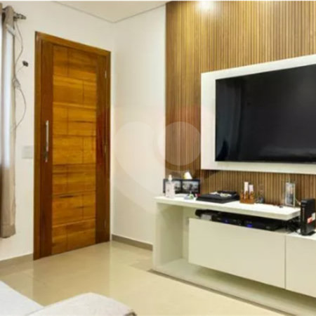 Sobrado à venda com 3 quartos, sendo 1 suíte,  em Campo Grande, São Paulo, SP