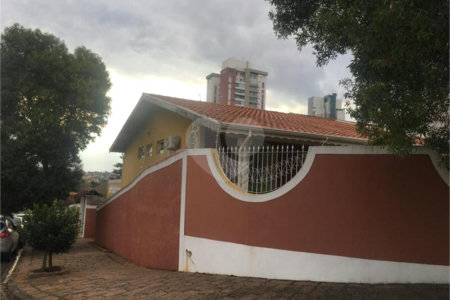 Casa à venda com 5 quartos, sendo 3 suítes, em Vila Almeida, Indaiatuba, SP