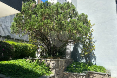 Apartamento para alugar com 3 quartos, sendo 1 suíte,  em Pinheiros, São Paulo, SP