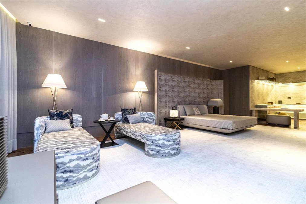 Apartamento à venda com 4 suítes em Jardim Guedala, São Paulo, SP