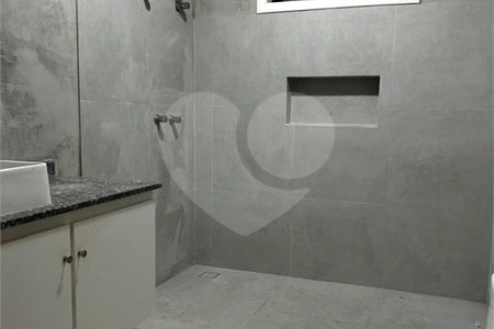 Casa à venda ou para alugar com 5 quartos, sendo 2 suítes, no condomínio Fazenda São Joaquim, Vinhedo - SP