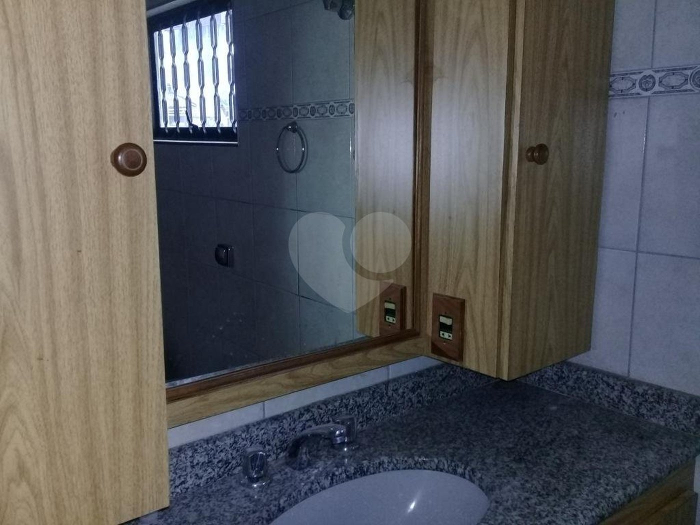 Sobrado à venda com 3 quartos, sendo 1 suíte,  em Horto, São Paulo, SP