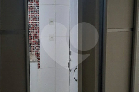 Casa à venda com 4 quartos, sendo 1 suíte, em Tatuapé, São Paulo, SP