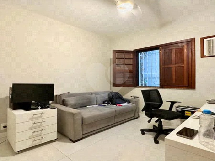 Casa de Vila à venda com 4 quartos, sendo 2 suítes,  em Botafogo, Rio de Janeiro, RJ