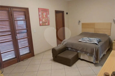 Sobrado à venda com 3 suítes em Jardim Regina, Indaiatuba, SP