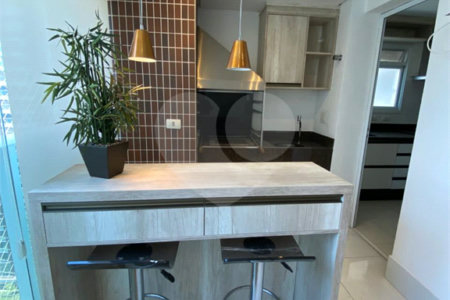 Apartamento à venda com 3 quartos, sendo 1 suíte, em Vila Regente Feijó, São Paulo, SP