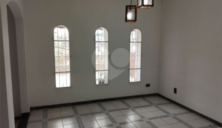Sobrado à venda com 4 quartos, sendo 1 suíte,  em Vila Nova Mazzei, São Paulo, SP