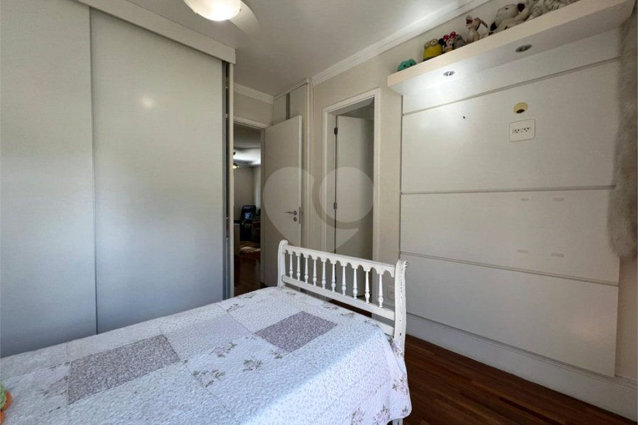 Casa à venda com 3 suítes no condomínio The House, São Paulo - SP
