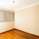 Apartamento à venda com 2 quartos, sendo 1 suíte, em Vila Olímpia, São Paulo, SP