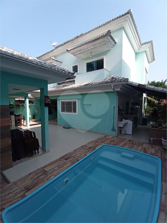 Casa à venda com 3 suítes no condomínio Mansões da Prata, Rio de Janeiro - RJ